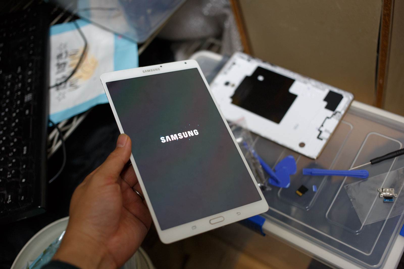 Galaxy Tab S 8.4 Wi-Fiモデルの分解 - Music Box